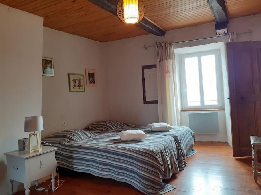 Maison De Caractere Au Coeur Des Grands Causses Hébergement de vacances *